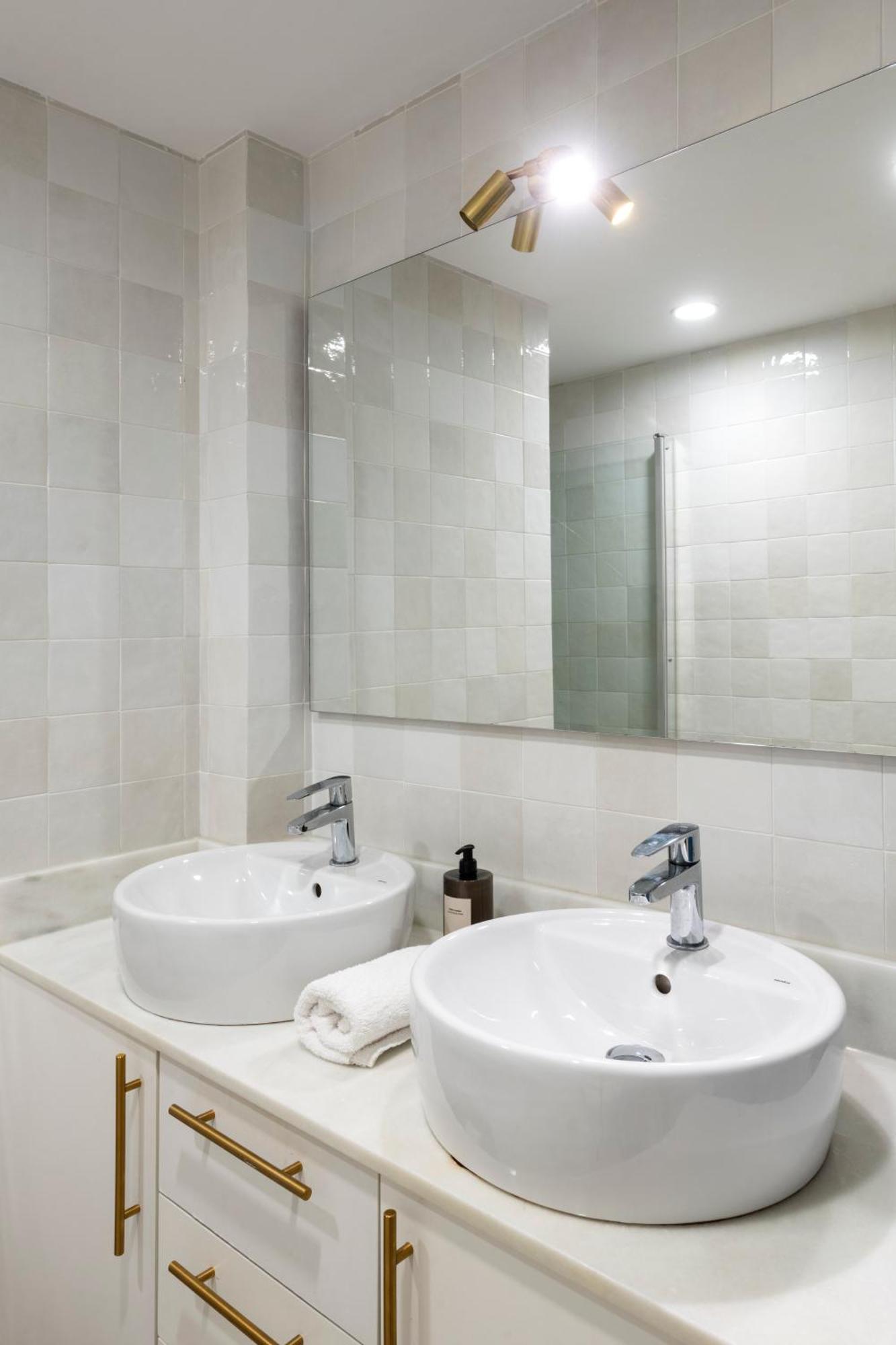 Unika Homes Puerta De La Maestranza Sevilla Bagian luar foto